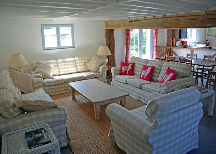 The Coach House Apartment *