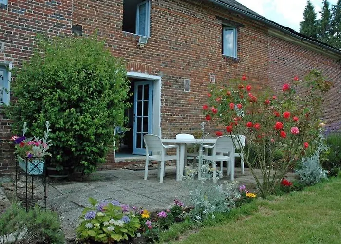 The Coach House Apartment Saint-Aubin-de-Bonneval